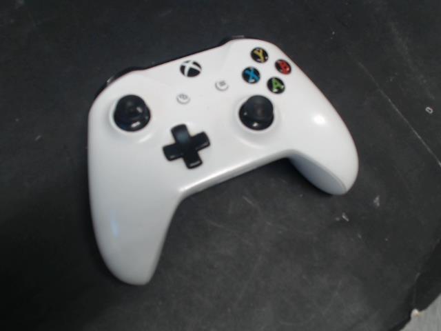 Controlleur xbox scuffed pret confiance