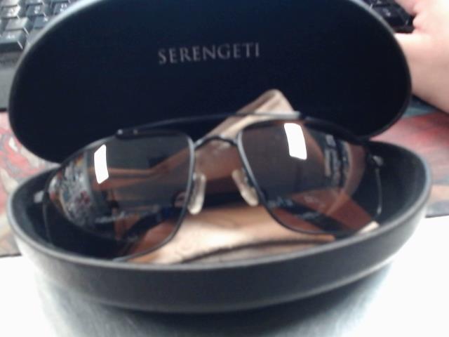 Lunettes serengeti ds case