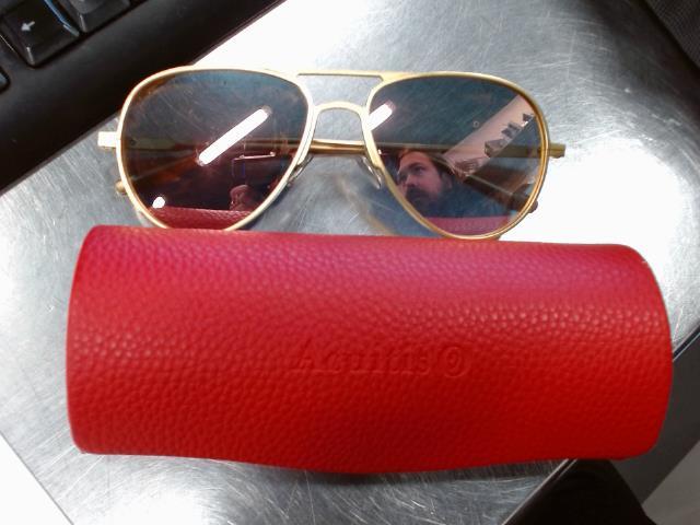 Lunettes fumee couleur gold+etui