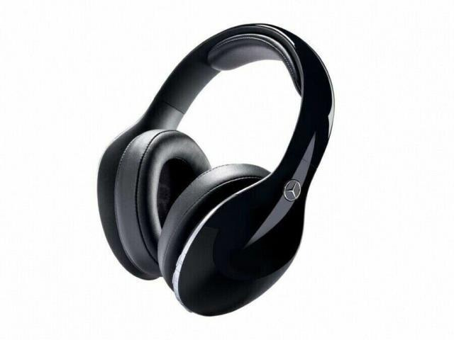 Casque ecouteurs mercedes noir