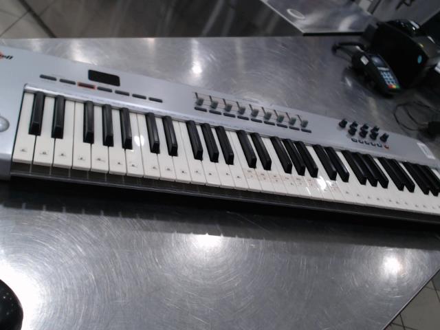 Piano electrique