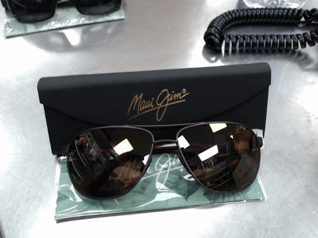 Paire lunettes soleil maui jim