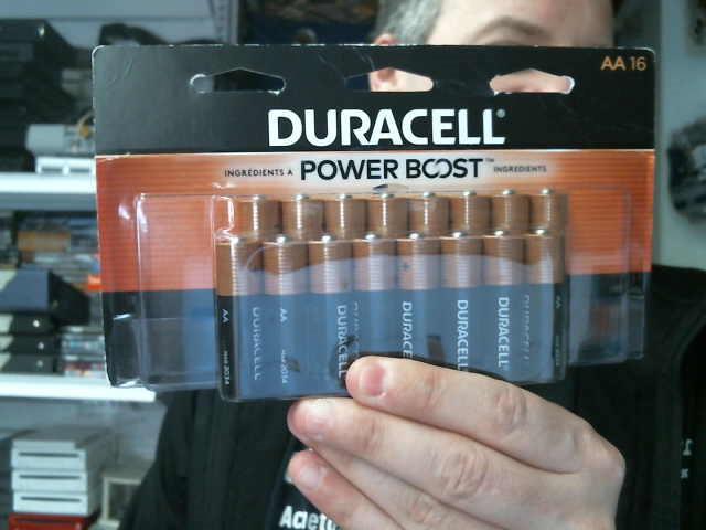 Paquet de 16 batteries aa