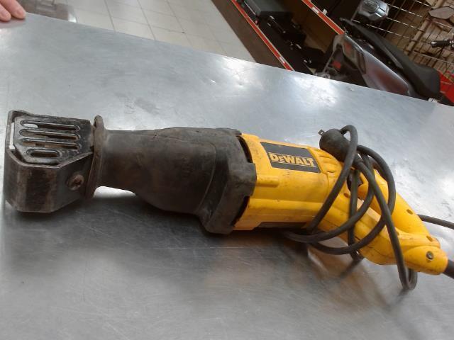 Scie va et vien electrique dewalt