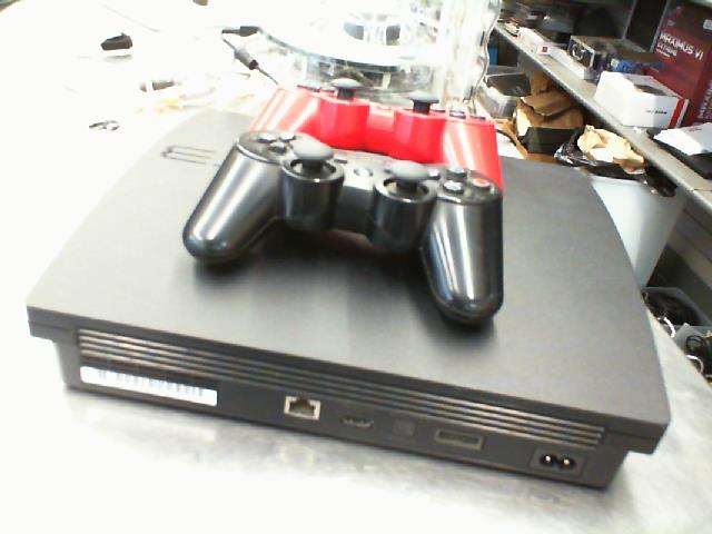 Sony ps3 avec 2 manettes