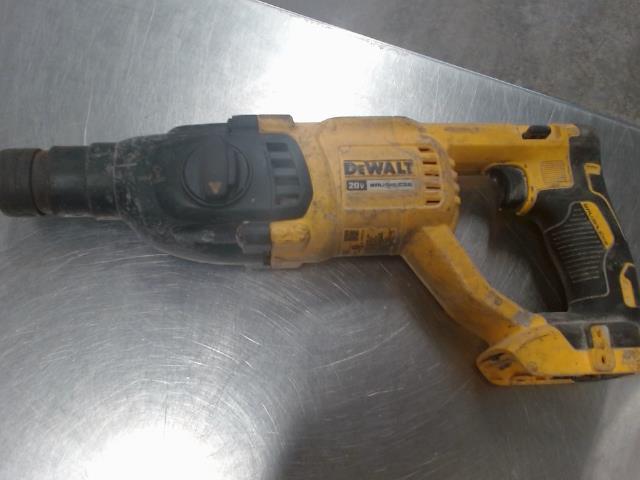 Dewalt hammer drill no bat