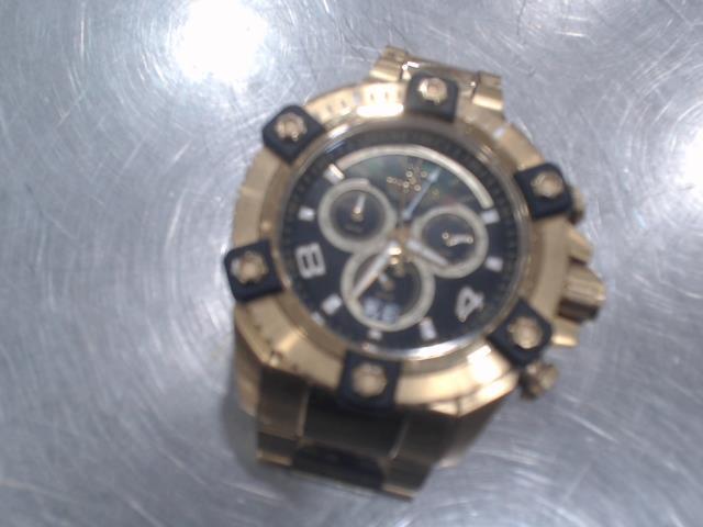 Montre couleur gold