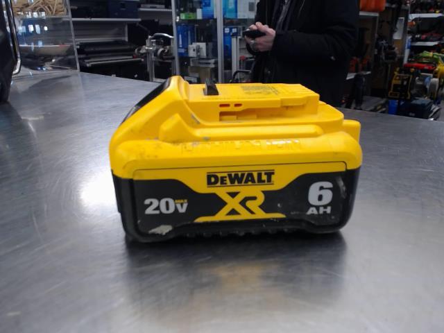 Batterie dewalt 6ah