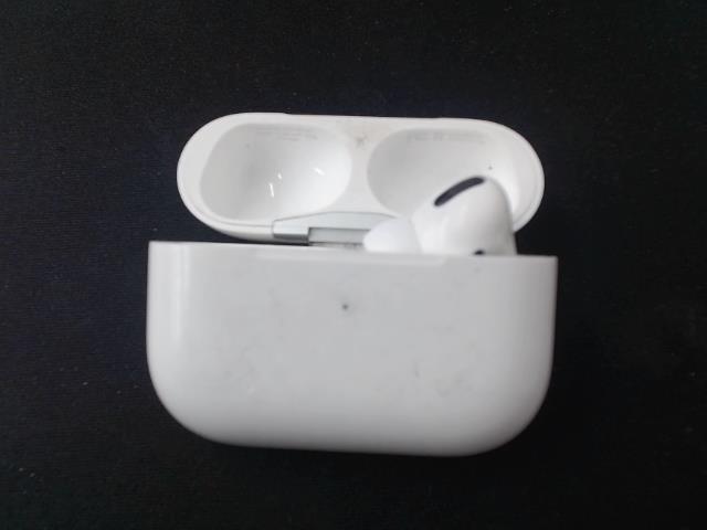 Airpods pro 1 earphone