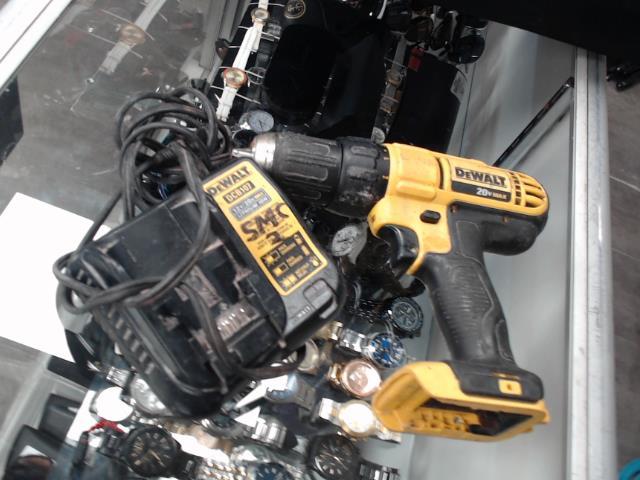 Drill+charger dewalt