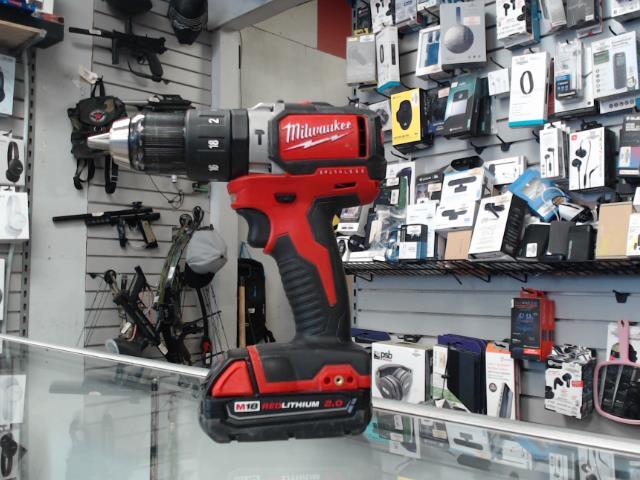 Drill milwaukee + batteri m18