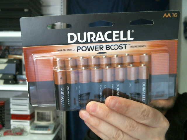 Paquet de 16 batteries aa