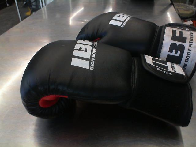 Boxing gloves