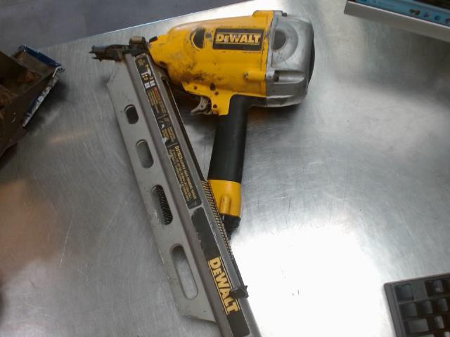 Framing nailer dewalt