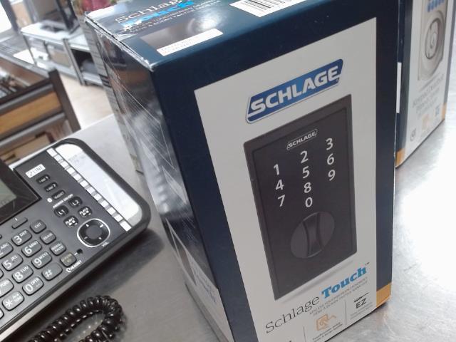 Schlage pne  clavier tactile sans cle