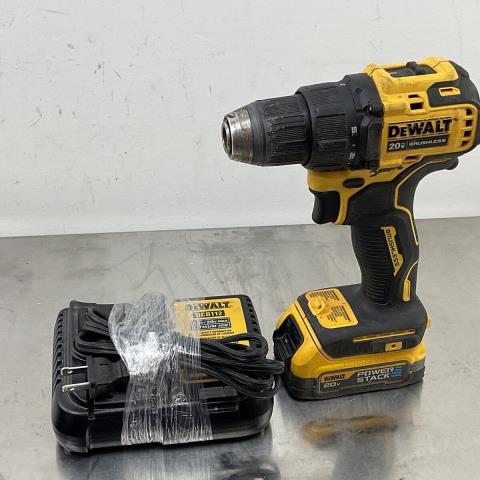 Impact drill dewalt+charger dcb112