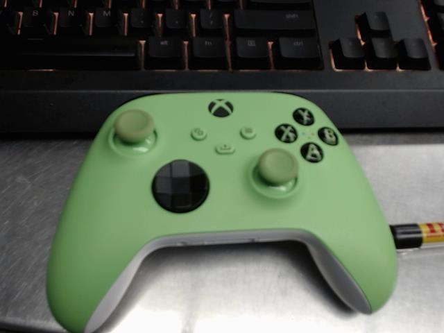 Manette xbox one verte serie x