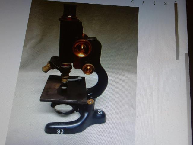 Microscope