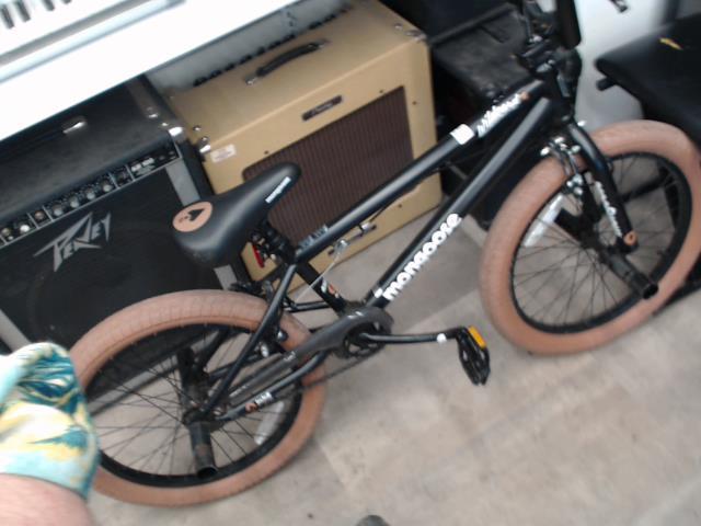 Bmx bike ados noir et brun mongoose