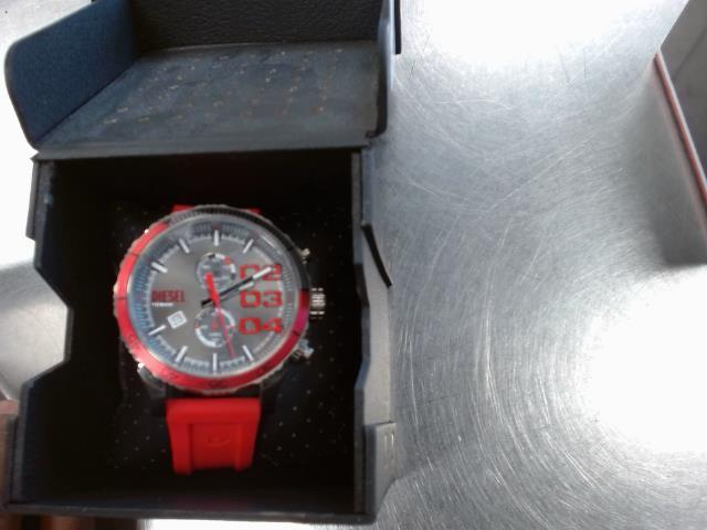 Montre pour homme diesel+boite