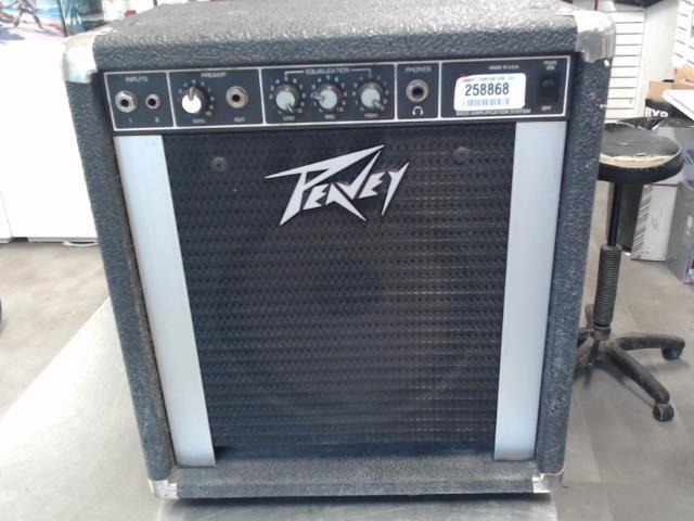 30 watts bass amplifier