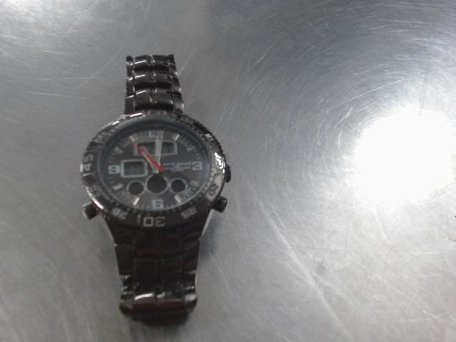 Montre pour homme grise