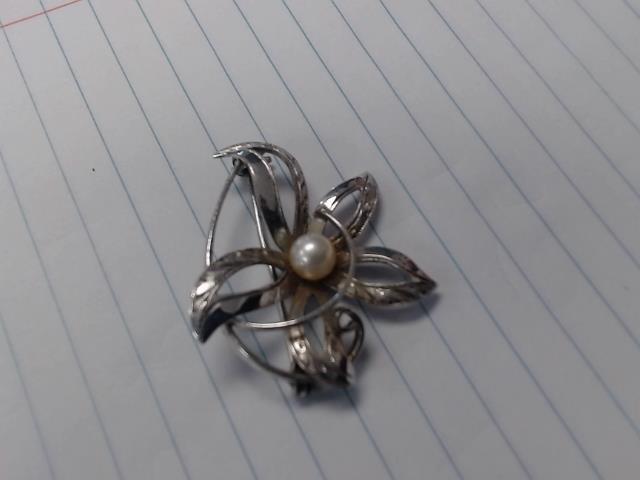 Pine fleur en argent 925