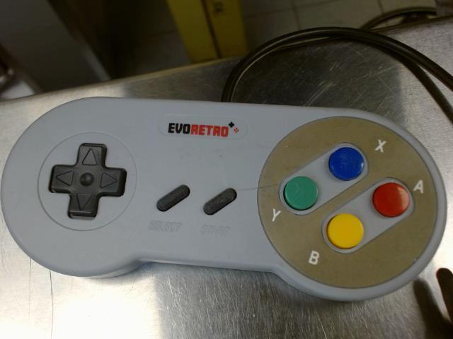 Manette evo retro grise