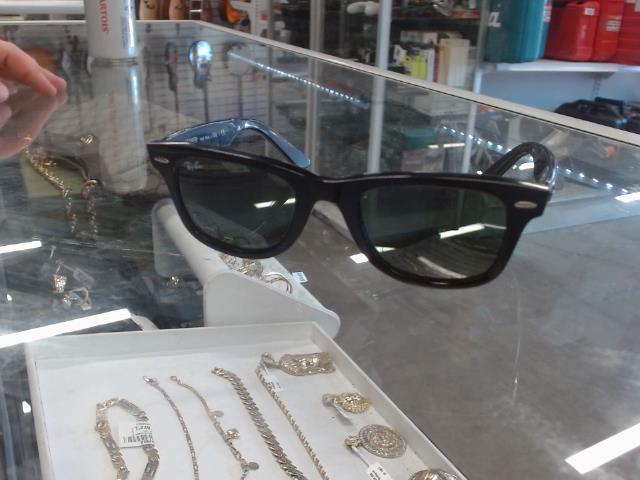 Lunettes ray ban noire