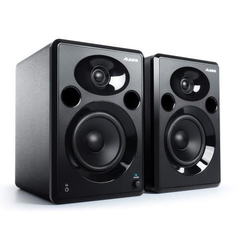 Powered  studio speakers 2x40w