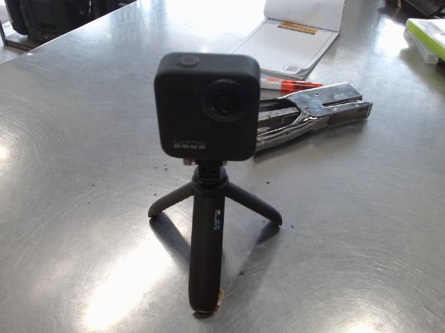 Gopro max+batterie+stand