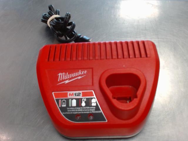 Chargeur milwaukee m12