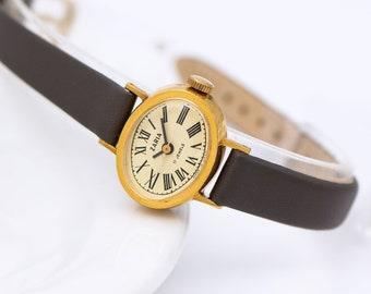 Montre de femme bracelet cuir