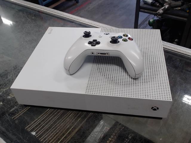 Xbox one s digital editon +1man+fils