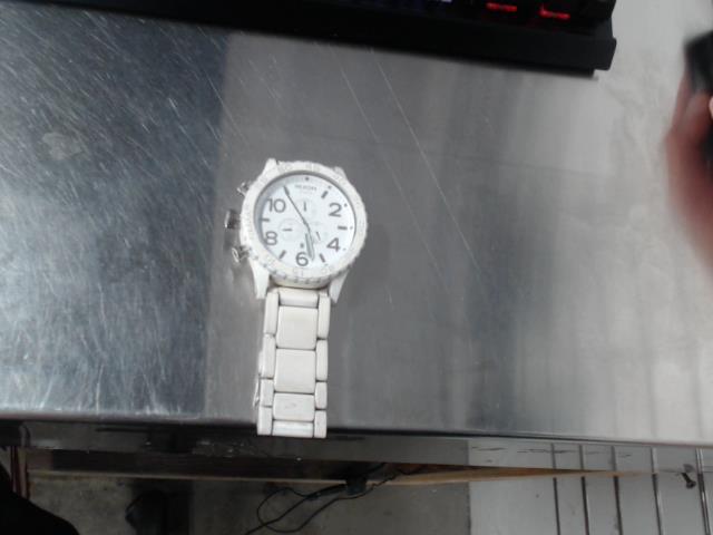 Montre homme stainless blanc