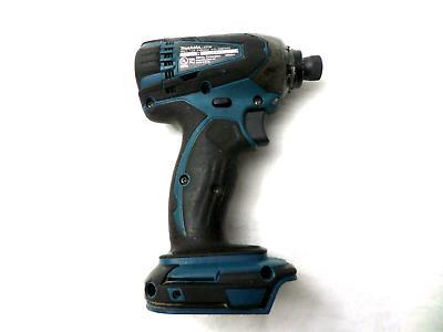 Impactmakita bleu