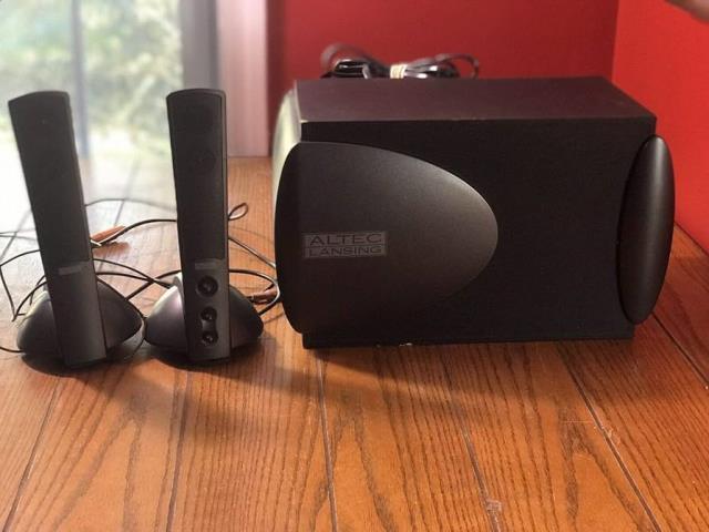 Speaker 2.1 + subwoofer