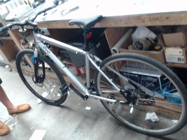 Evo bike gris frein arriere a remplacer