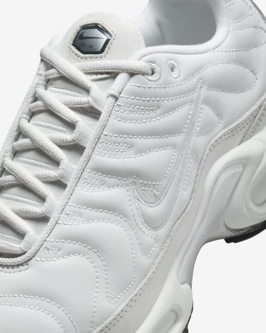 Nike tn air white womens - 6.5