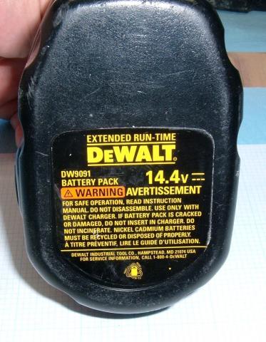 Batterie dewalt 14.4v