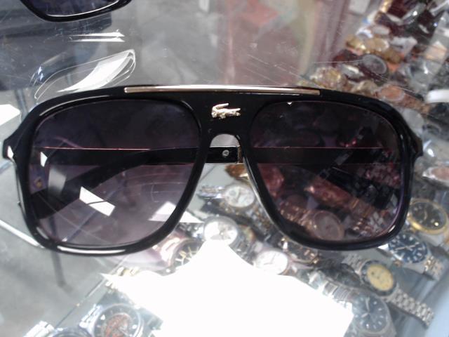 Lunette lacoste