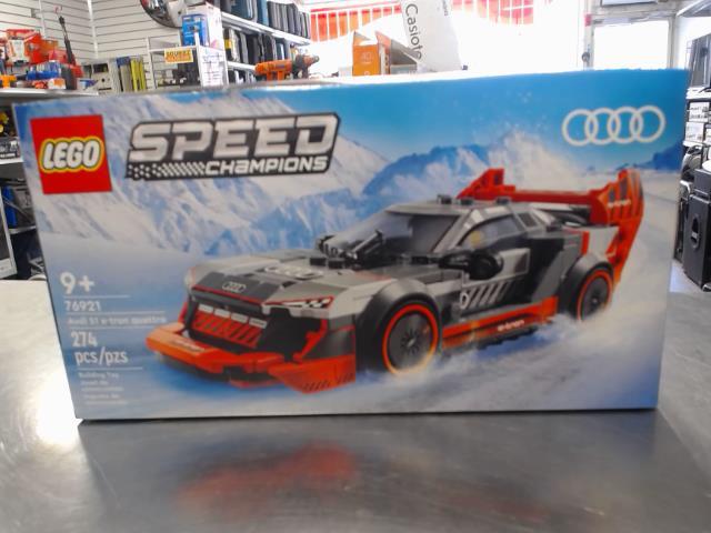 Lego speed champions audi s1 e-tron quat