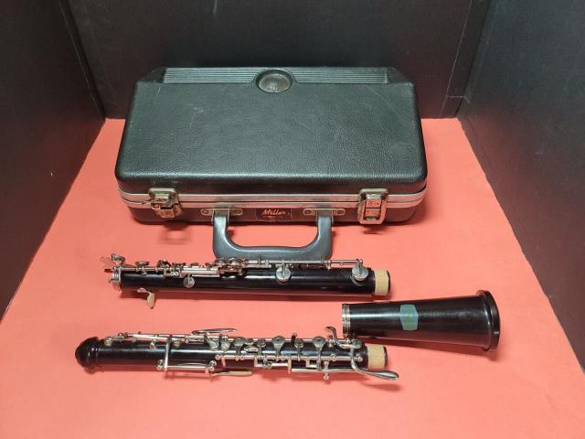 Oboe + case