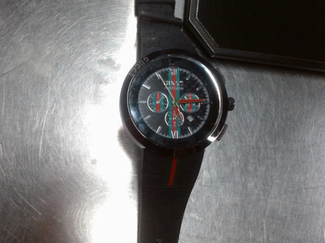 Fake montre gucci chrono rubber strap