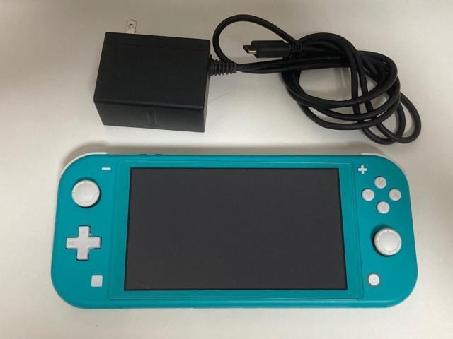 Nintendo switch lite turquoise +chargeur