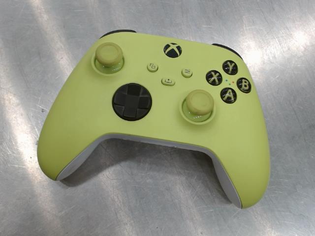 Manette xbox one series x,s/no backcover