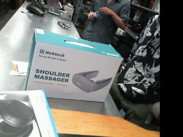 Shoulder massager