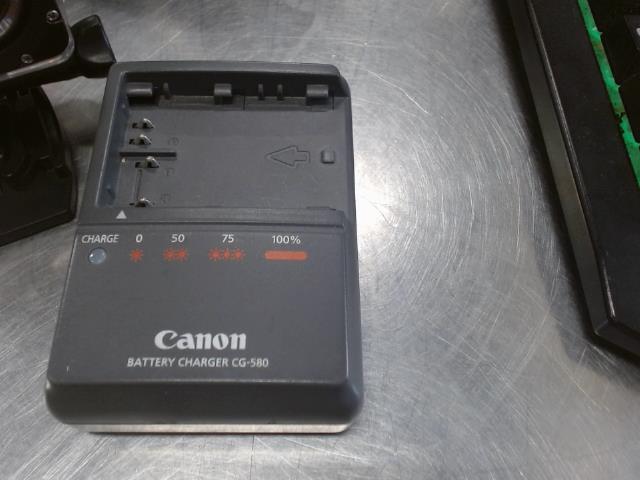 Chargeur de batterie canon