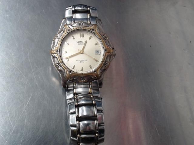 Casio quartz watch vintage