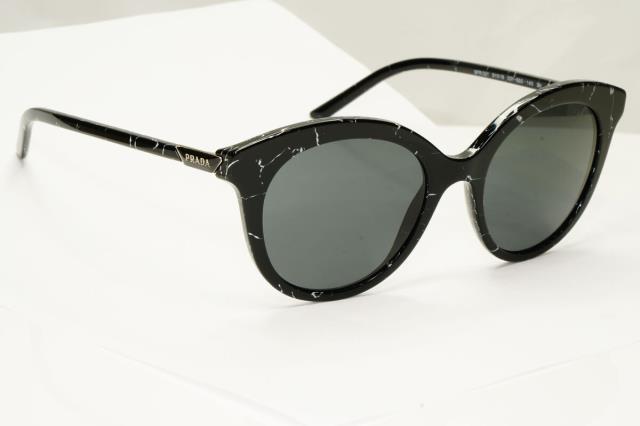 Prada sunglasses u.v.protection